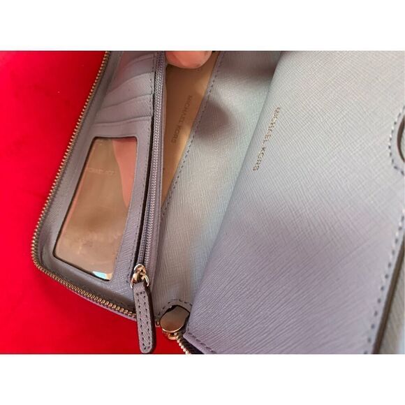 Michael Kors Womens Pale Ocean Blue Pebbled Continental Leather Wristlet Wallet - Picture 4 of 8